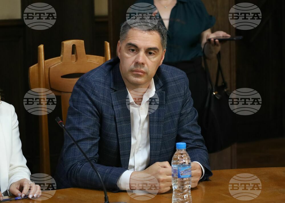 Бургас - Областна управа - брифинг - Пламен Янев