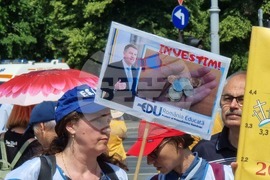 Румъния - учители - протест