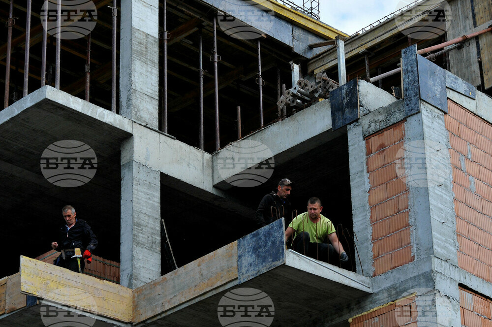 Забраната за строителство в частта на Бургас, определена за курорт от национално значение, влиза в сила от 17 юни