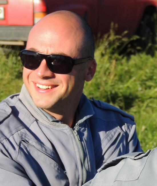 Военнослужещи от Военноморските сили почетоха паметта на загинал пилот