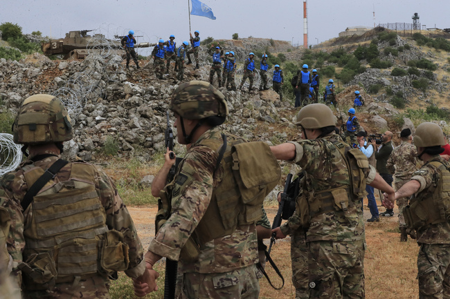 Израелската армия нанесе удари в района в Ливан, откъдето бяха изстреляни две ракети по Израел