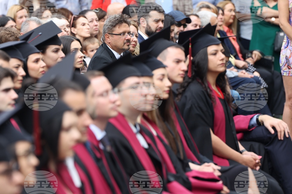 СУ - Юридически факултет - студенти - дипломиране