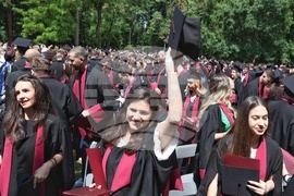 СУ - Юридически факултет - студенти - дипломиране