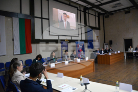 Благоевград - Кирил Петков - форум - инвестиции