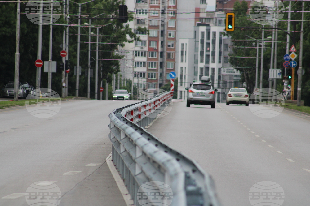 Булевард "Сливница" - предпазни мантинели