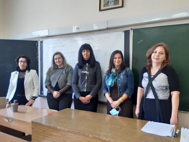 Прокурори и съдебни служители изнесоха открити уроци в часа по право пред ученици от Търговската гимназия в гр. Пловдив по Образователната програма на Висшия съдебен съвет