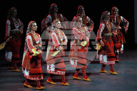 Бургас - летен театър - танците на българина - спектакъл