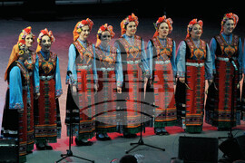 Бургас - летен театър - танците на българина - спектакъл