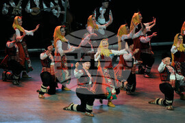 Бургас - летен театър - танците на българина - спектакъл