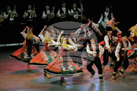 Бургас - летен театър - танците на българина - спектакъл