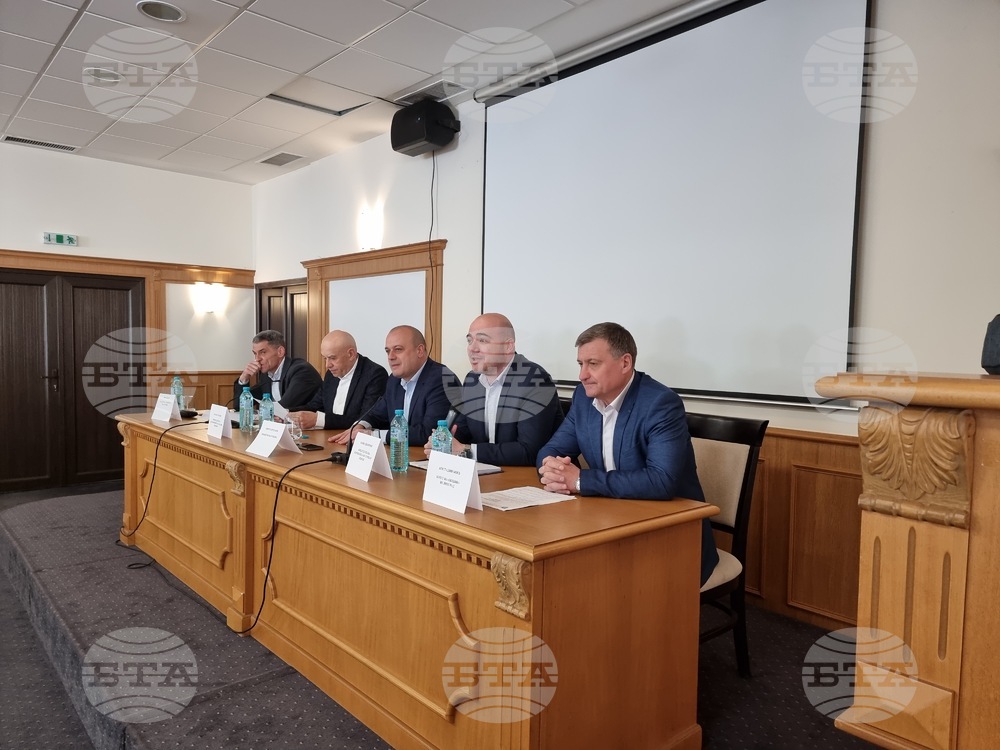 Председателят на парламентарната комисия по туризъм представи във Велинград предстоящата работа по изготвяне на нов закон за туризма