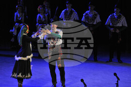 Бургас - летен театър - танците на българина - спектакъл