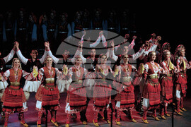 Бургас - летен театър - танците на българина - спектакъл