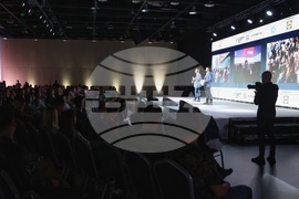 СТП - "Кариера и живот - защо в България?" - форум