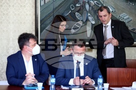 НС - тютюнева индустрия - кръгла маса