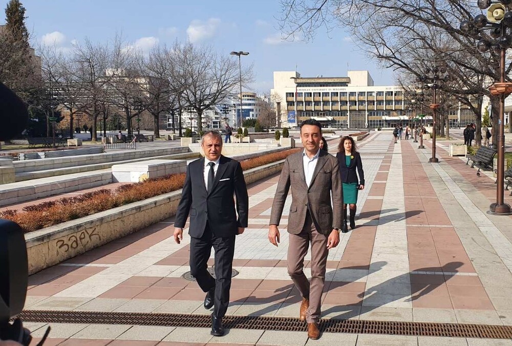Министър Лорер: Насърчаваме иновативните и високотехнологични компании, които са в основата на устойчивия икономически растеж у нас