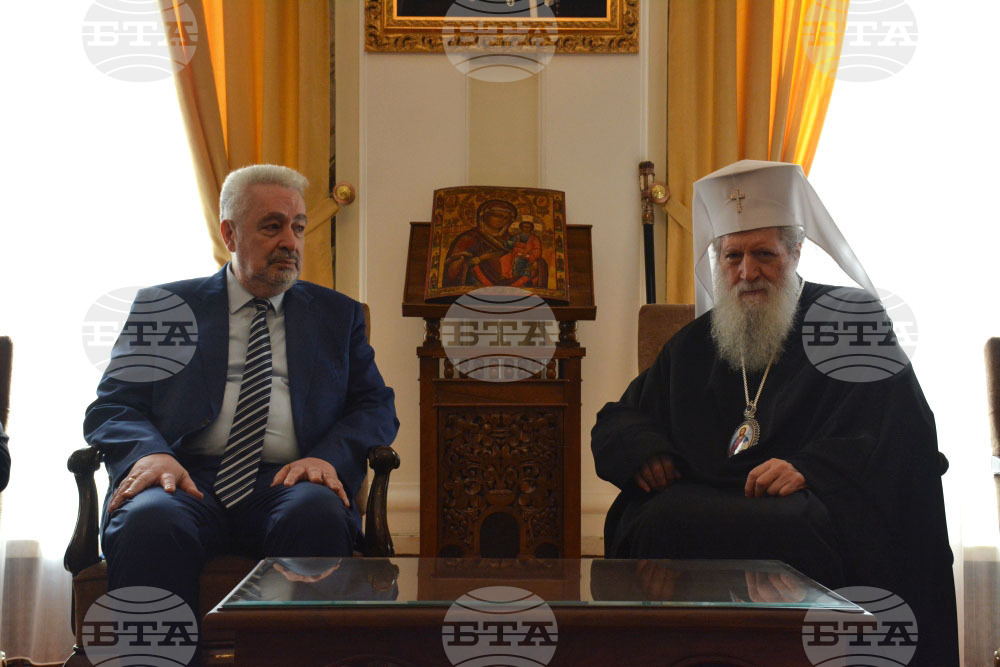 Патриарх Неофит се срещна с премиера на Черна гора Здравко Кривокапич