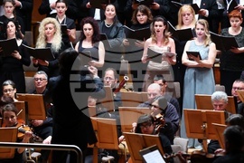 Зала България - концерт