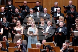 Зала България - концерт