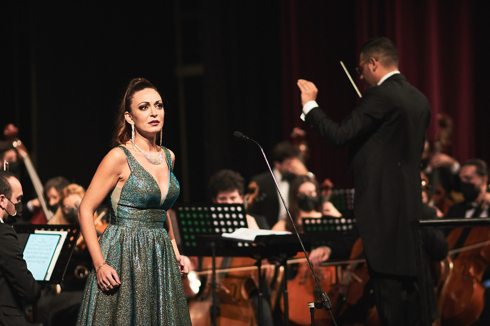BTA :: Italian Soprano Trio Arrives in Bulgaria for First Time