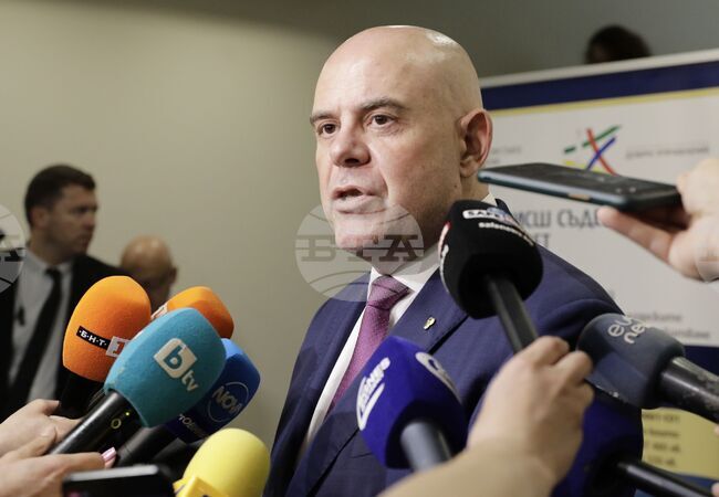 ВСС - пленум - главен прокурор - освобождаване