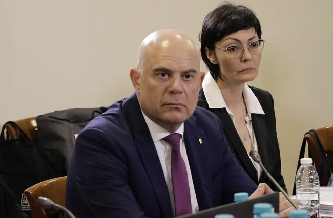Prosecutor General Geshev Leaves Supreme Judicial Council Meeting to Travel to Strasbourg