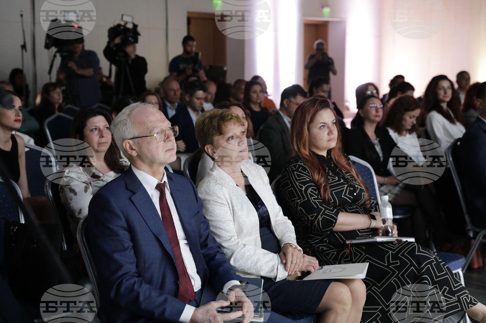 СТП - "Кариера и живот - защо в България?" - форум