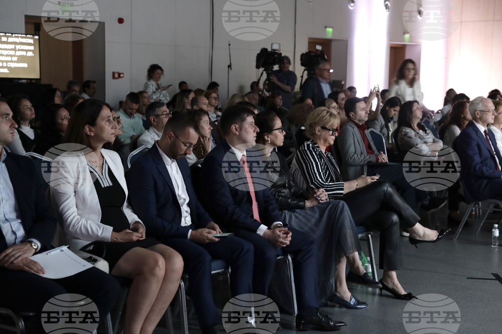 СТП - "Кариера и живот - защо в България?" - форум