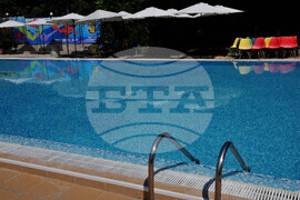 Бургас - плувен басейн - подготовка за сезона