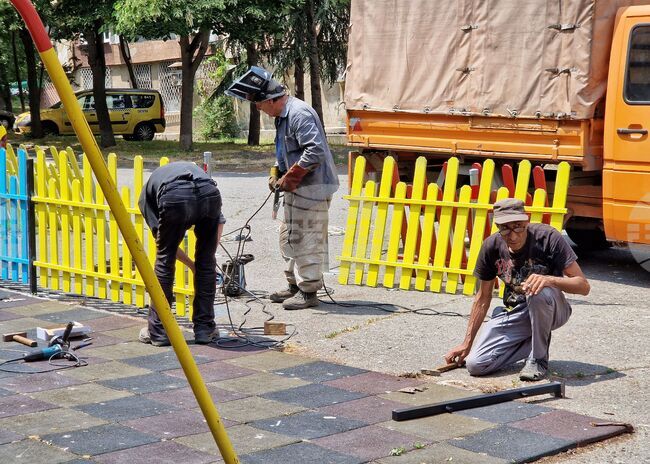 Бургас - детски площадки - ремонт