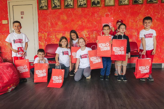 ЦСКА организира футболен празник в събота, Густаво Бусато ще бъде специален гост