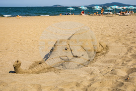 Бургас - плаж - пясъчни скулптури