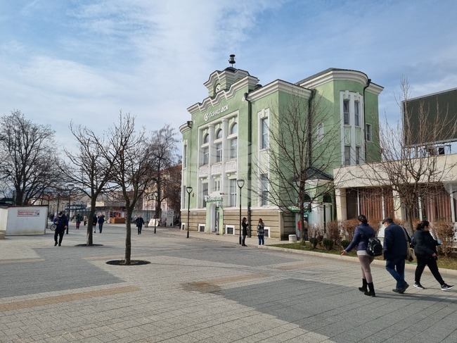 От общо 64 вакантни работни места за област Търговище само 12 са за хора с висше образование