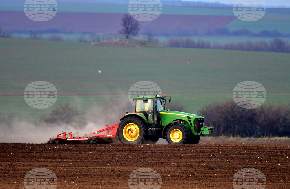 Село Китанчево - подготовка за сеитба