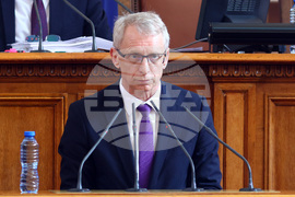 НС - заседание - Николай Денков