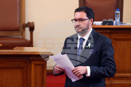 НС - заседание - Даниел Митов