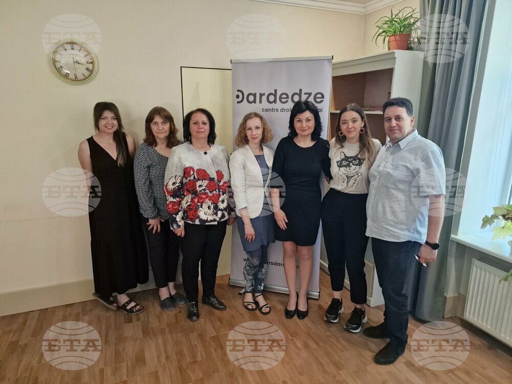 SACP: Bulgaria and Latvia Exchange Experience in Management of National Helpline for Children 116 111