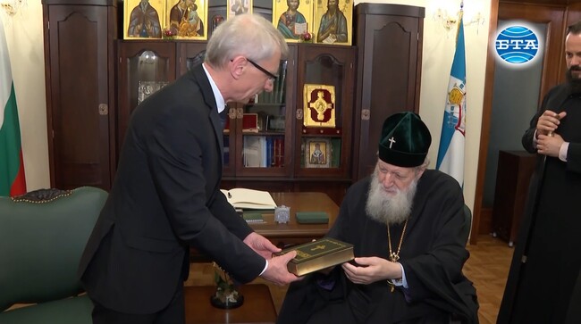 Негово Светейшество българският патриарх Неофит прие на среща министър-председателя Николай Денков