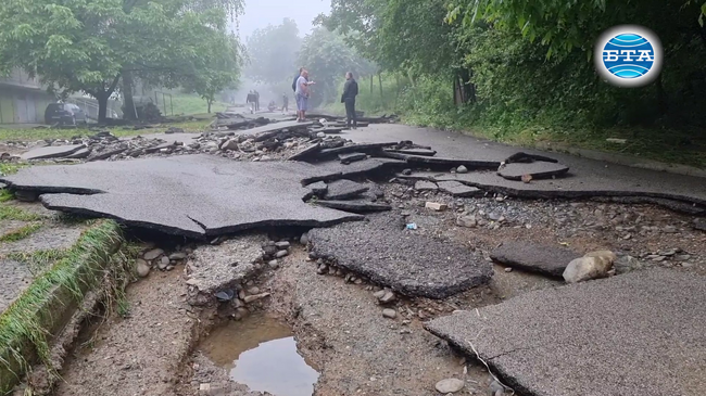 Поройните дъждове са нанесли щети в три общини в Монтанско