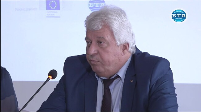 Смолян е сред областите с най-високи показатели в областта на образованието след столицата, каза заместник областният управител Христо Станчев