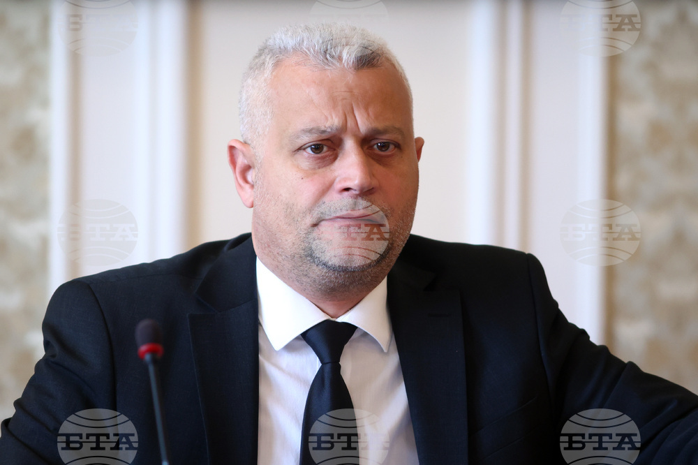 Комисия по електронно управление и информационни технологии - Емил Дечев