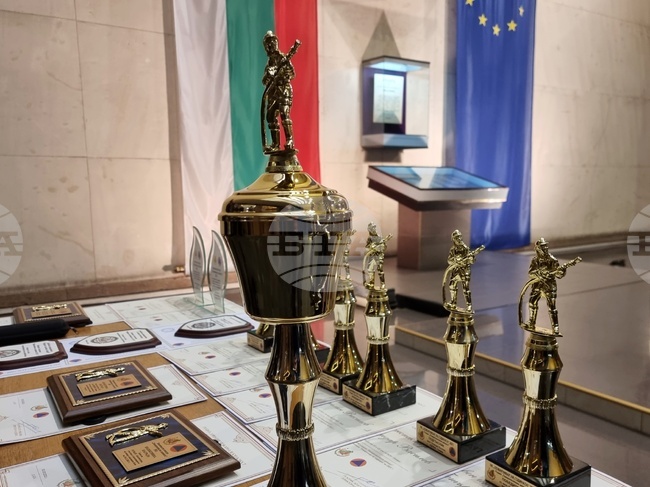 МВР - церемония - Пожарникар на годината