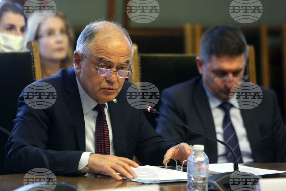 Парламент - Комисия по вътрешна сигурност и обществен ред