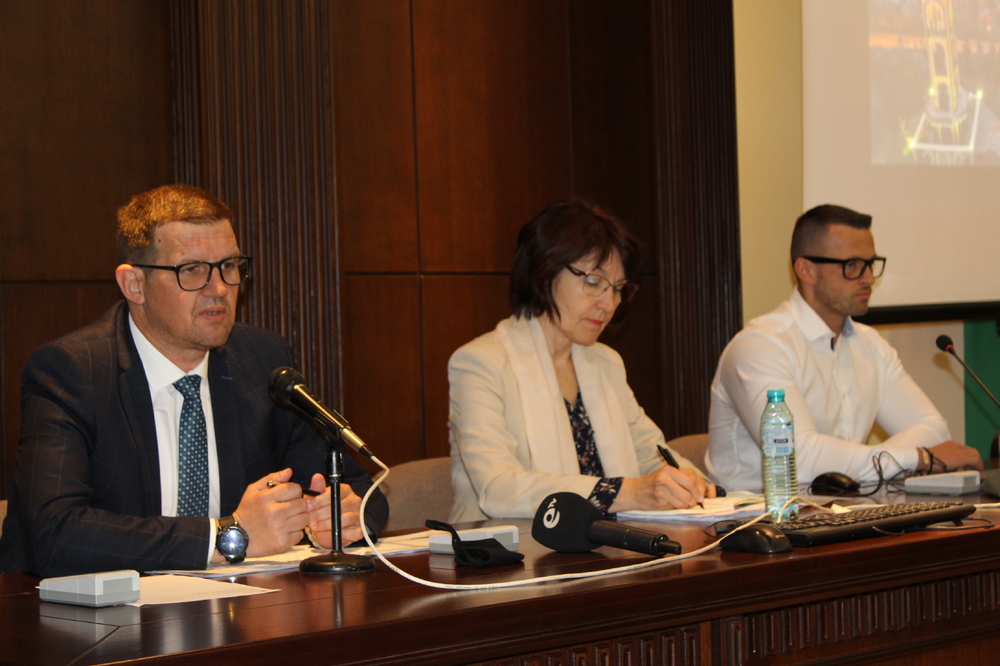 Кметът на община Хасково Станислав Дечев: Бюджетът за 2022 година - консервативен, изпълним и рисков