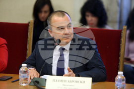 НС - Комисия по земеделието, храните и горите