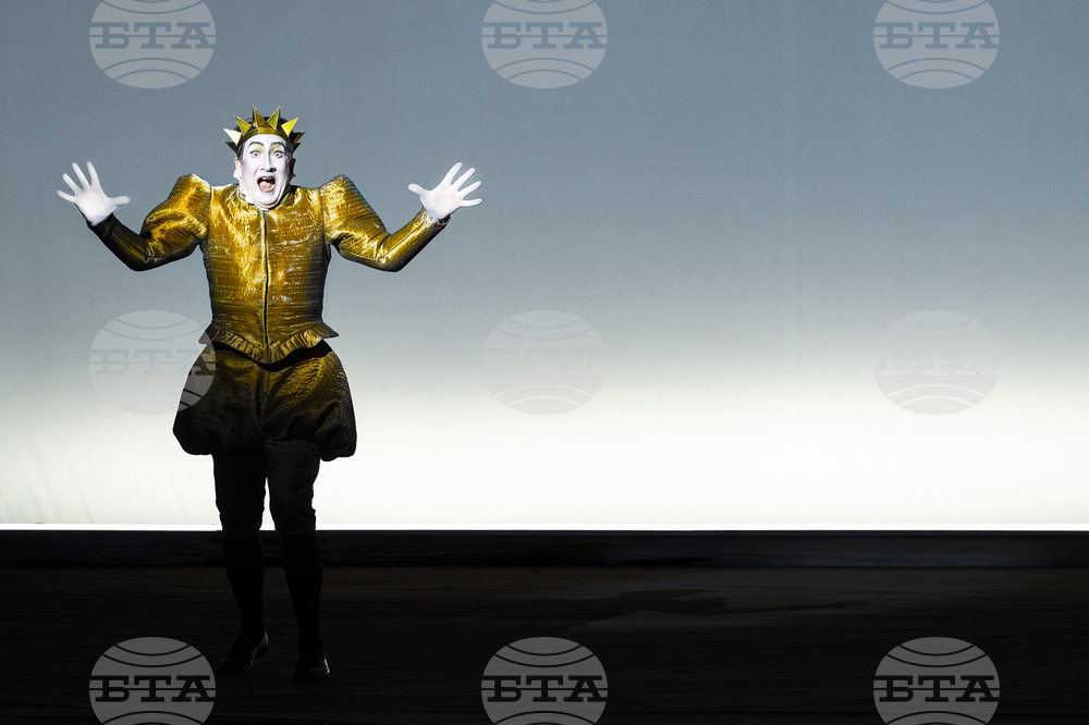 Народният театър посреща Новата година с "Бурята" на Робърт Уилсън