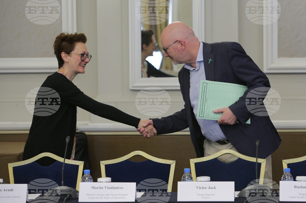 Кръгла маса - „Противодействие на методите на Кремъл за влияние в енергийната политика на Черноморския регион"