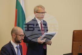 Министерски съвет - заседание - Николай Денков