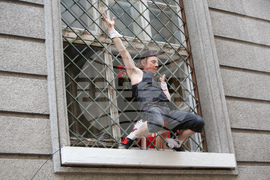 Антоан Льо Менестрел – спектакъл