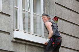 Антоан Льо Менестрел – спектакъл